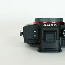 SONY α7 III(ILCE-7M3) SONY α7 III(ILCE-7M3)