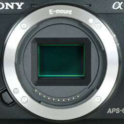 SONY α6000(ILCE-6000) SONY α6000(ILCE-6000)
