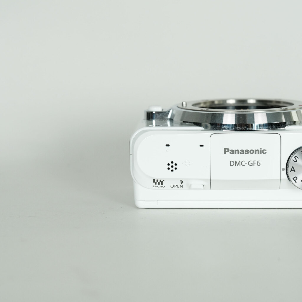 Panasonic LUMIX GF6 DMC-GF6 ホワイト LUMIX パナソニック ミラーレス Panasonic DMC-GF6 ダブルズーム