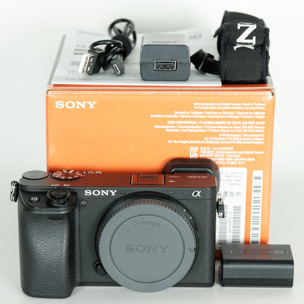 SONY α6400（ILCE-6400）の出品 | ONE SCENE（ワンシーン）
