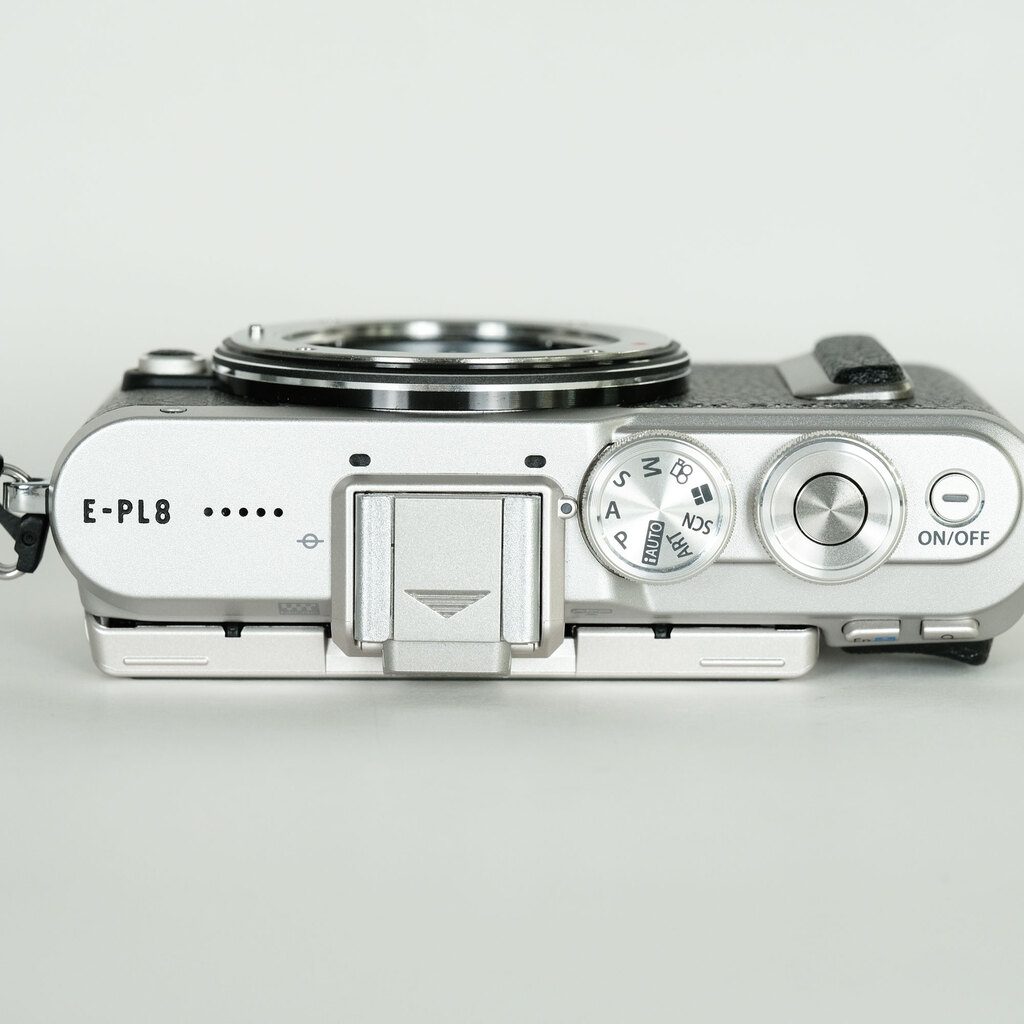 OLYMPUS PEN E-PL8 OLYMPUS PEN E-PL8