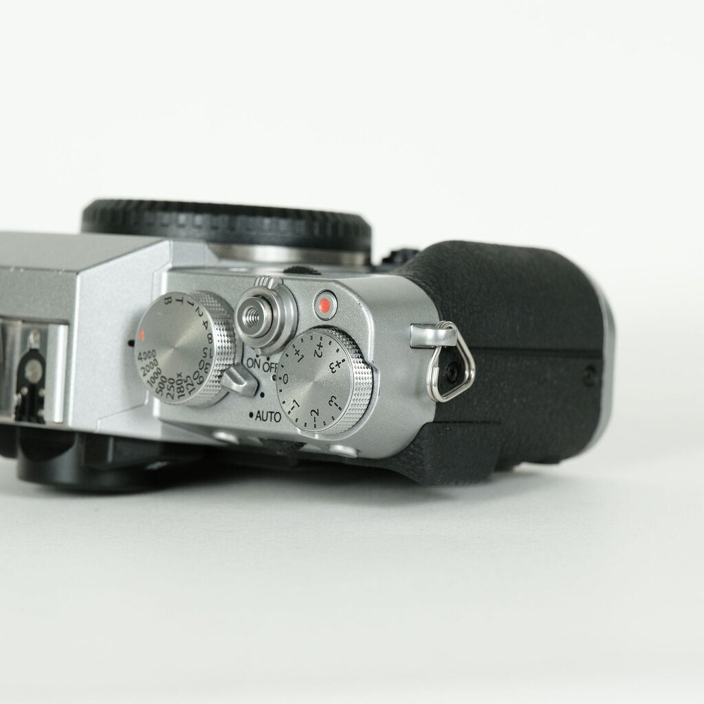 FUJIFILM X-T10 ボディ シルバー