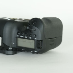 Canon EOS 6D Mark II Canon EOS 6D Mark II