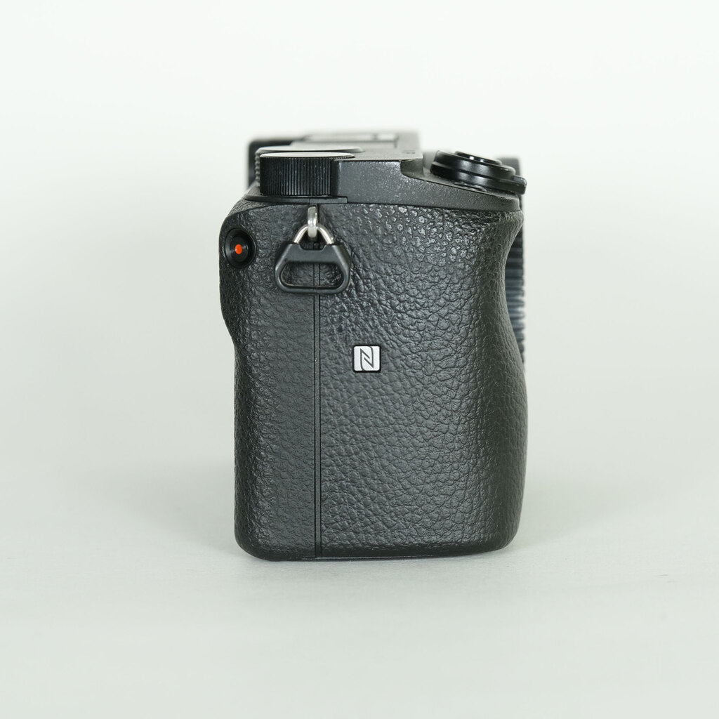 SONY α6400（ILCE-6400）