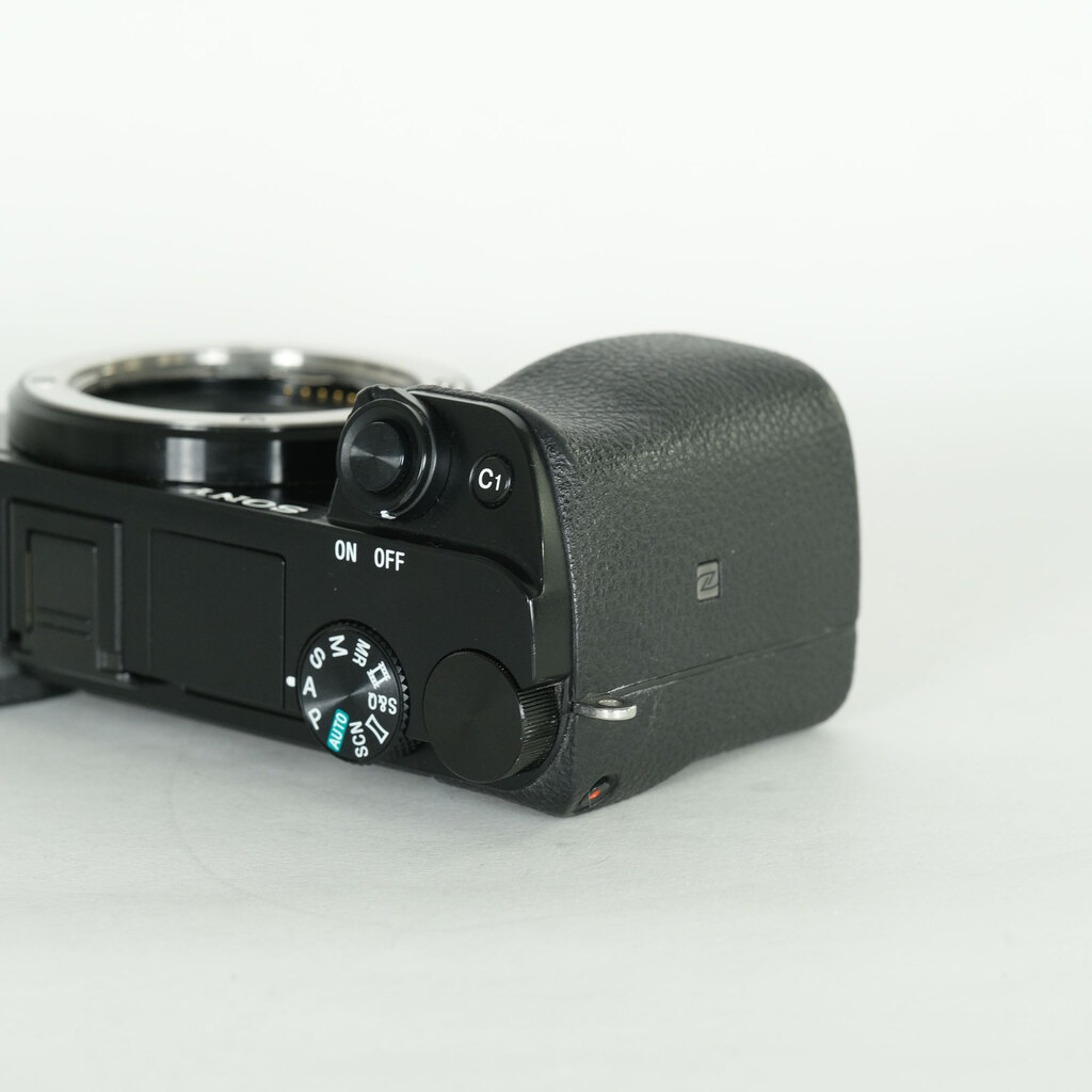 SONY α6100（ILCE-6100）