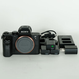 SONY α7 II(ILCE-7M2) SONY α7 II(ILCE-7M2)