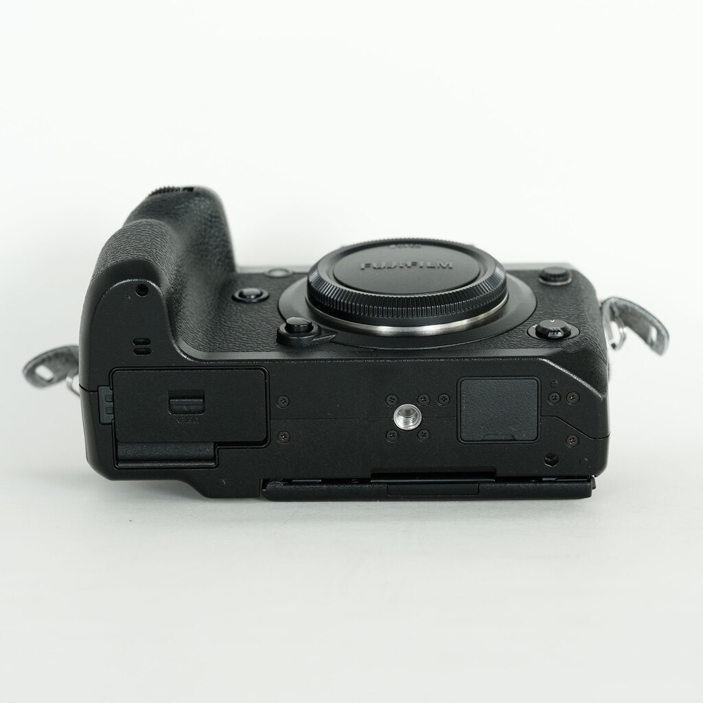 FUJIFILM X-H1 FUJIFILM X-H1