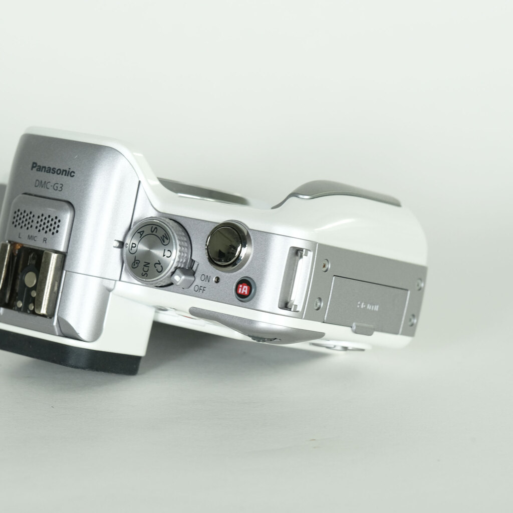 Panasonic LUMIX DMC-G3-W ボディ シェルホワイト Panasonic LUMIX DMC-G3-W ボディ シェルホワイト