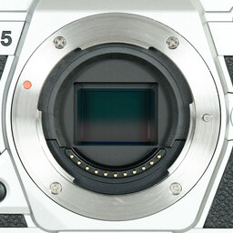 OM SYSTEM OM-5 OM SYSTEM OM-5