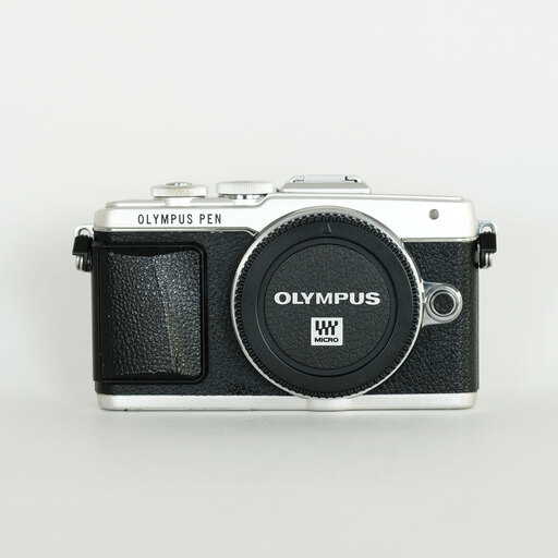 OLYMPUS PEN Lite E-PL7 ボディ シルバー