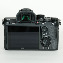 SONY α7 III(ILCE-7M3) SONY α7 III(ILCE-7M3)