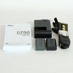 Nikon D750
