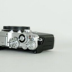 OLYMPUS PEN-F OLYMPUS PEN-F