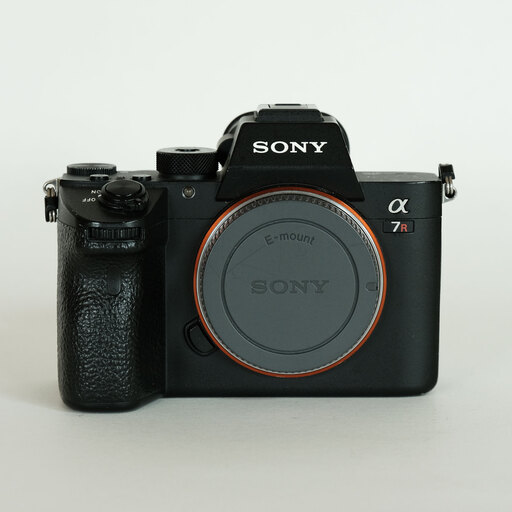 SONY α7R III(ILCE-7RM3) SONY α7R III(ILCE-7RM3)