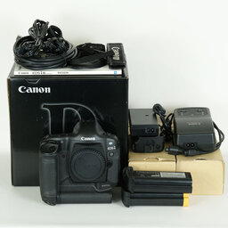 Canon EOS 1D
