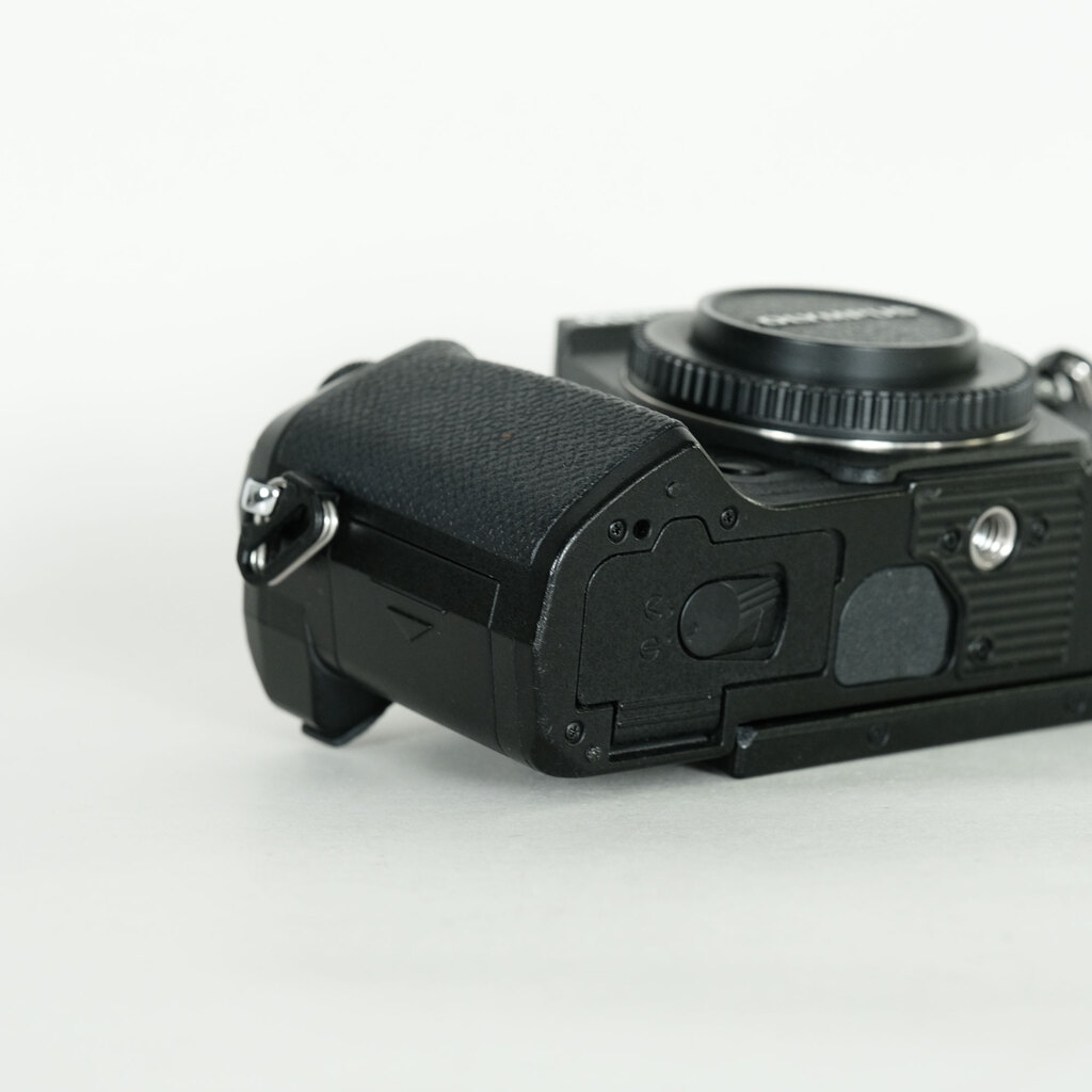 OLYMPUS OM-D E-M5 Mark III