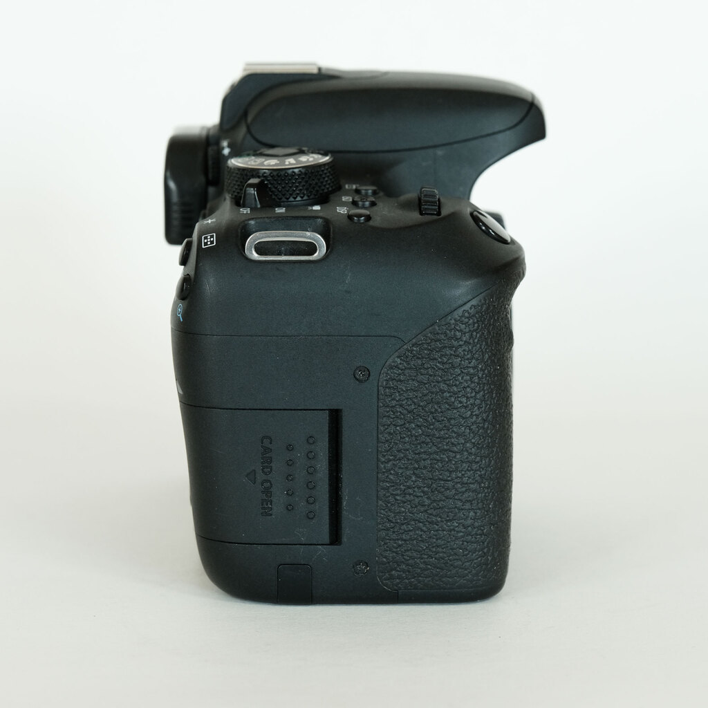 Canon EOS Kiss X9i Canon EOS Kiss X9i