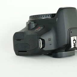Canon EOS Kiss X10i Canon EOS Kiss X10i