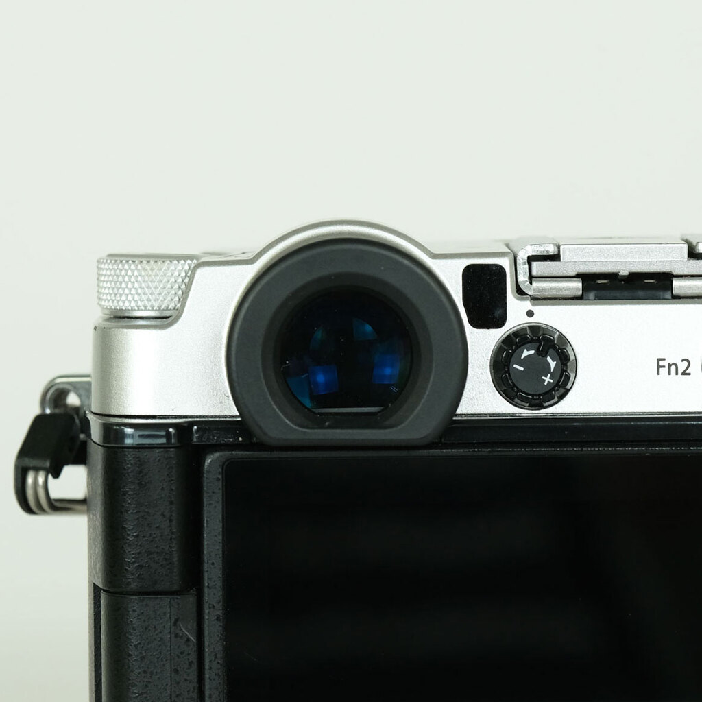 OLYMPUS PEN-F