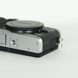 Canon EOS M6 Canon EOS M6