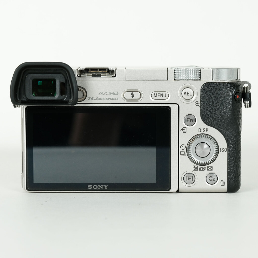 SONY α6000(ILCE-6000) SONY α6000(ILCE-6000)