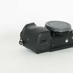 SONY α6400(ILCE-6400) SONY α6400(ILCE-6400)