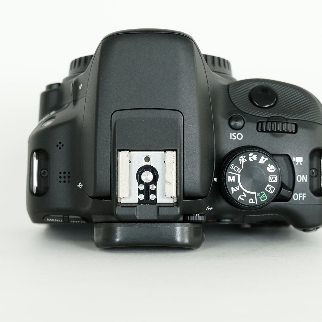 Canon EOS Kiss X7 Canon EOS Kiss X7