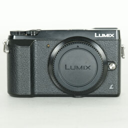 Panasonic LUMIX DMC-GX7MK2 ボディ ブラック