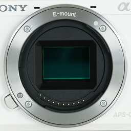 SONY α6000(ILCE-6000) SONY α6000(ILCE-6000)