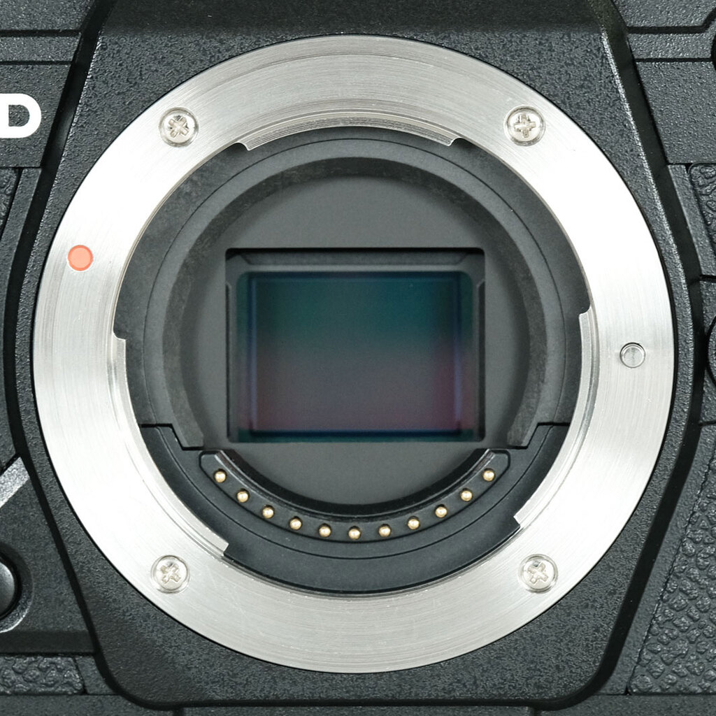 OLYMPUS OM-D E-M5 Mark III