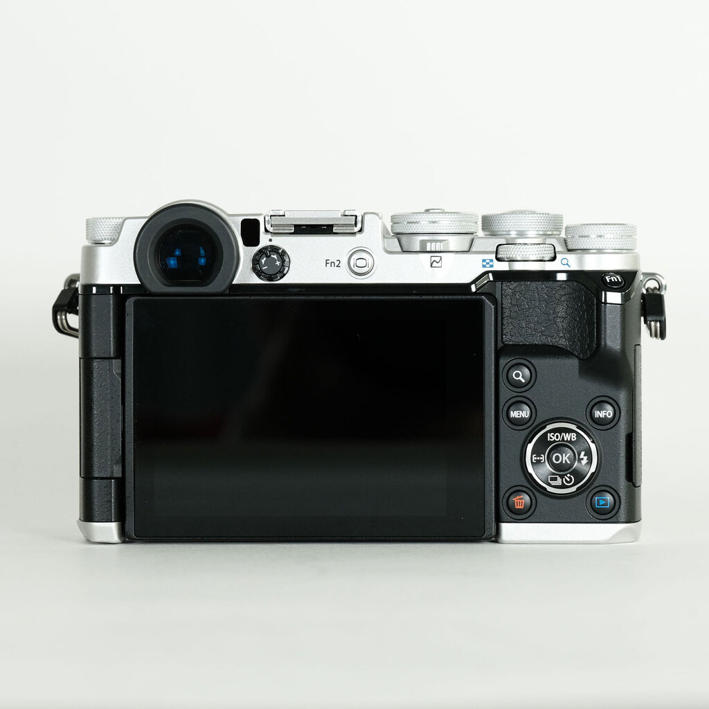 OLYMPUS PEN-F OLYMPUS PEN-F