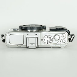 OLYMPUS PEN E-P3 ボディ シルバー OLYMPUS PEN E-P3 ボディ シルバー