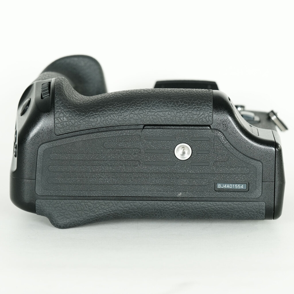 OLYMPUS OM-D E-M1X OLYMPUS OM-D E-M1X