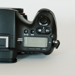 SONY α99II（ILCA-99M2）