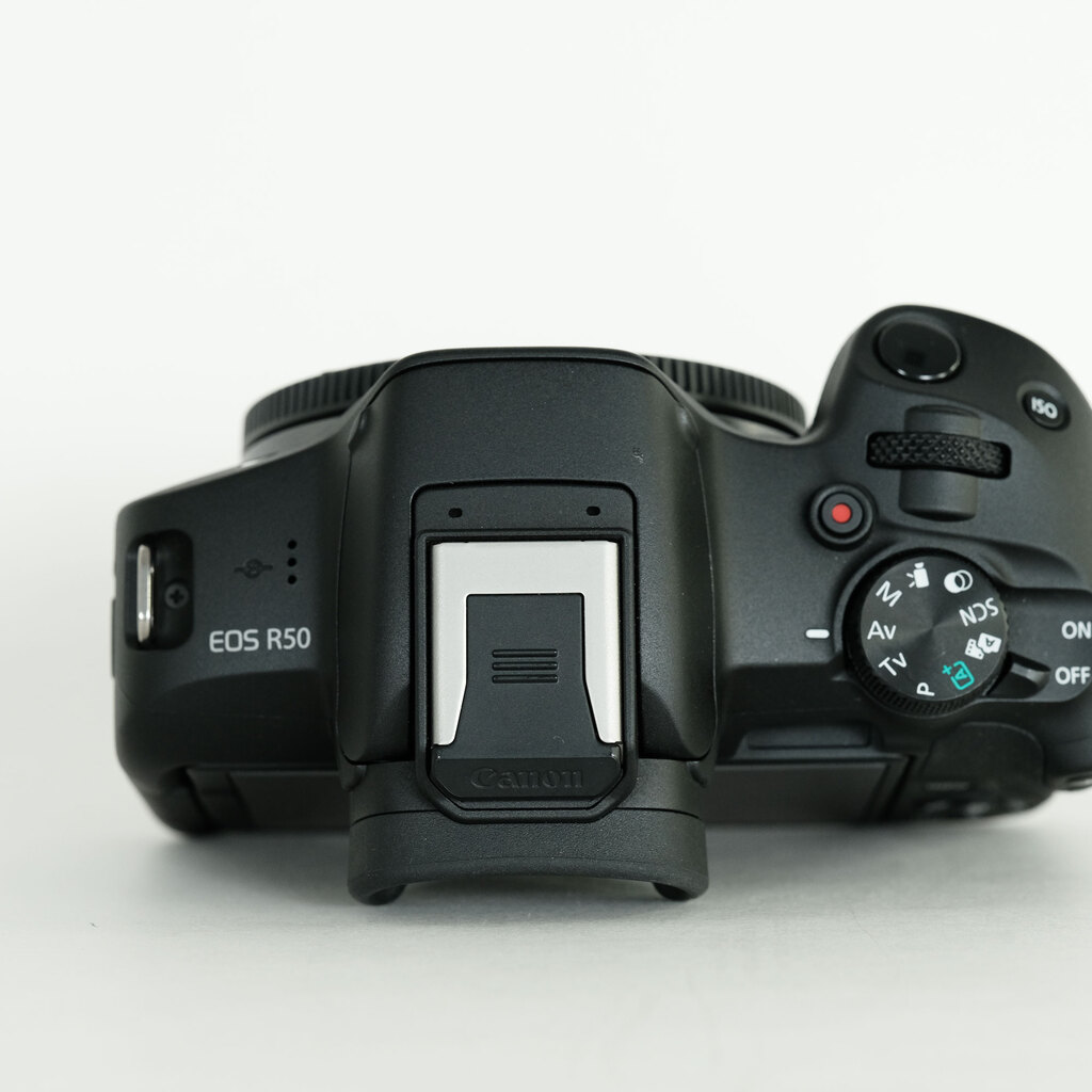 Canon EOS R50 Canon EOS R50