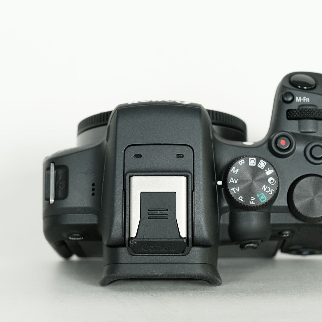 Canon EOS R10 Canon EOS R10