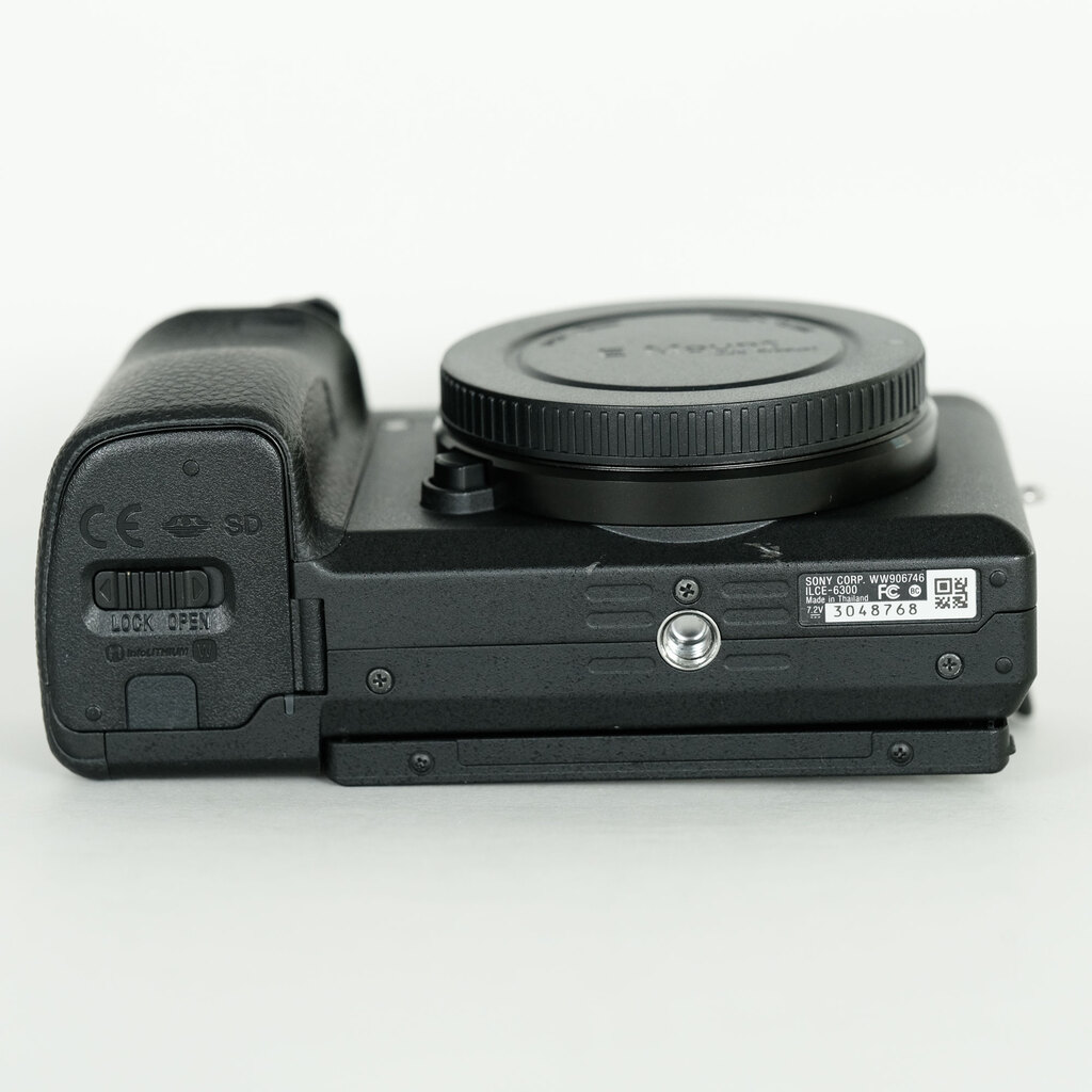 SONY α6300(ILCE-6300) SONY α6300(ILCE-6300)
