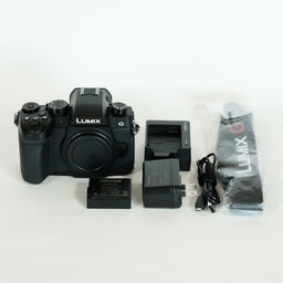 Panasonic LUMIX DC-G99 Panasonic LUMIX DC-G99