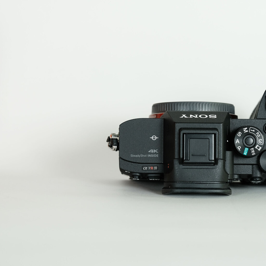 SONY α7R IV(ILCE-7RM4) SONY α7R IV(ILCE-7RM4)