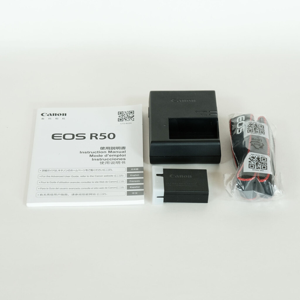 Canon EOS R50 Canon EOS R50