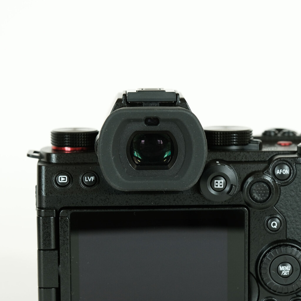 Panasonic LUMIX S5II DC-S5M2 Panasonic LUMIX S5II DC-S5M2