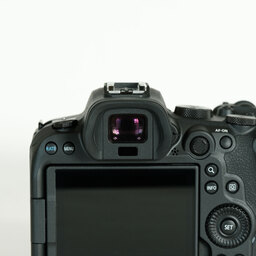 Canon EOS R6 Canon EOS R6