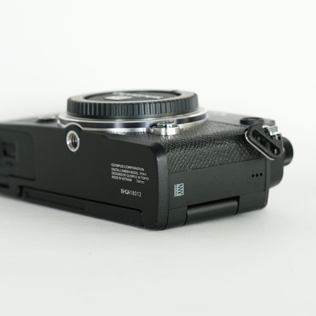 OLYMPUS PEN-F OLYMPUS PEN-F