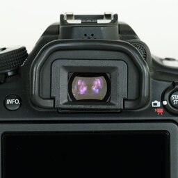 Canon EOS 80D EF-S18-135 IS USM レンズキット Canon EOS 80D EF-S18-135 IS USM レンズキット