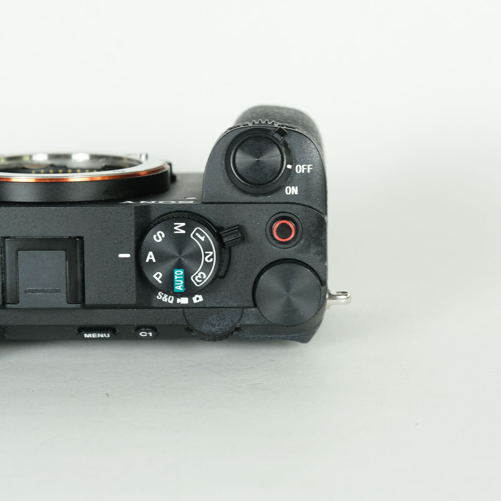 SONY α7C II(ILCE-7CM2) SONY α7C II(ILCE-7CM2)