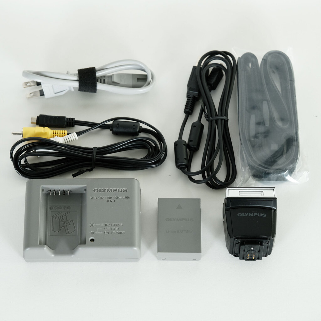 OLYMPUS PEN-F OLYMPUS PEN-F