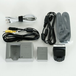 OLYMPUS PEN-F OLYMPUS PEN-F