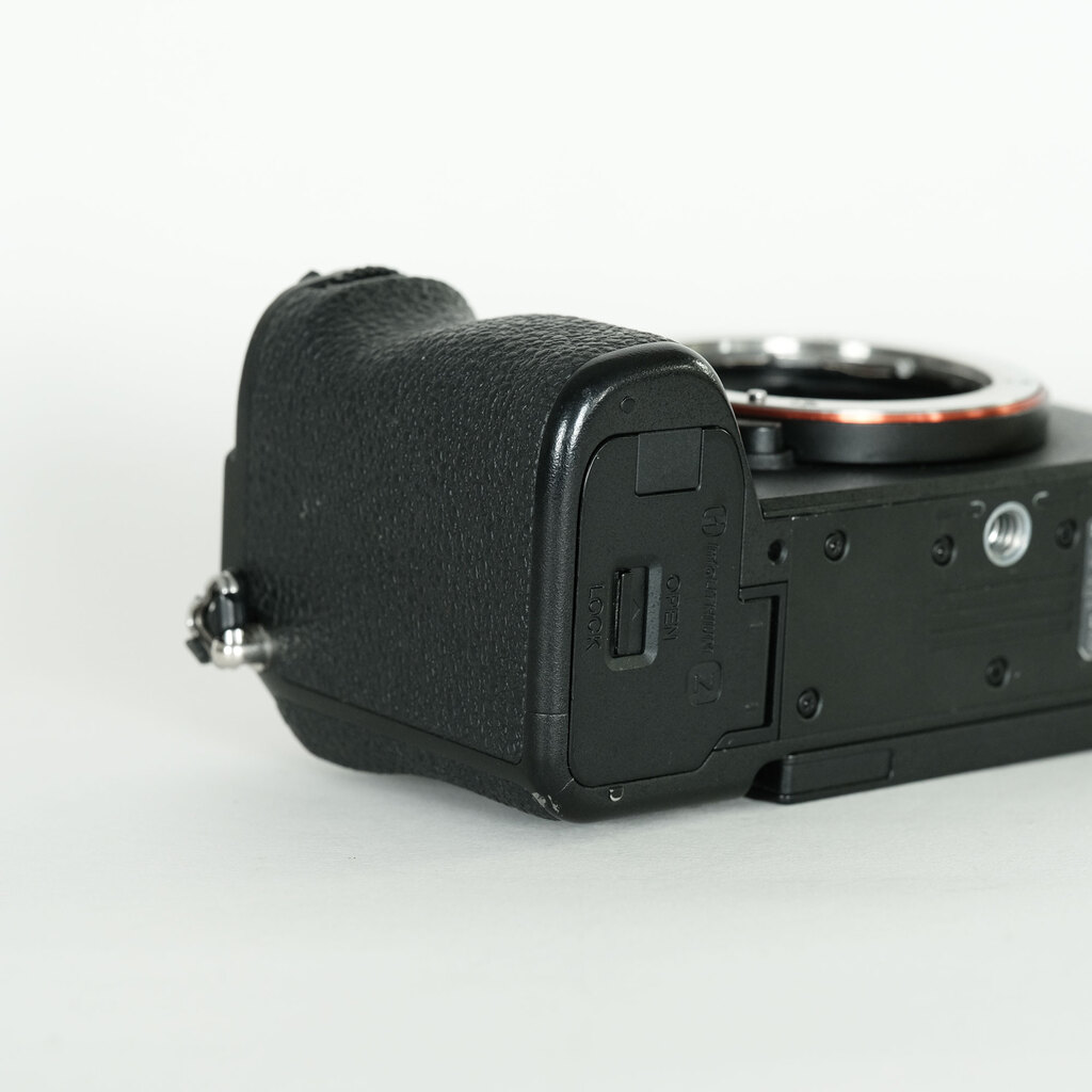 SONY α7C II(ILCE-7CM2) SONY α7C II(ILCE-7CM2)