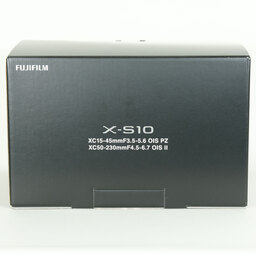 FUJIFILM X-S10