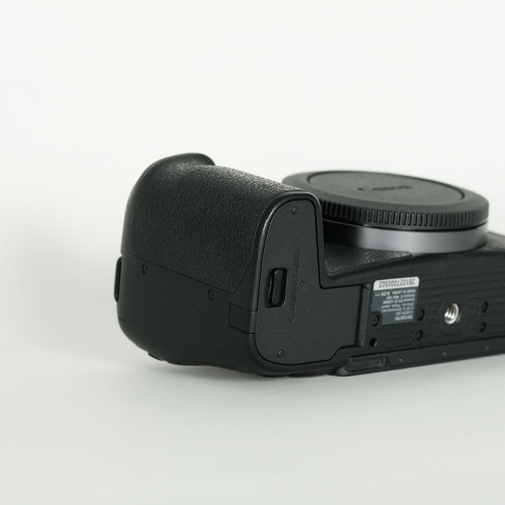 Canon EOS RP Canon EOS RP